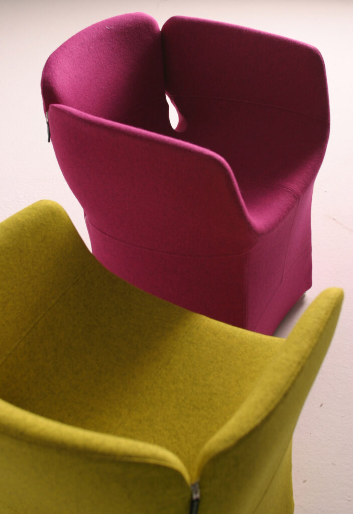 Bloomy Easy Chair in Olive Green Leather by Patricia Urquiola for Moroso  for sale at Pamono