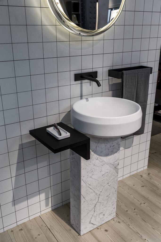 ALCUNI OGGETTI STRANI PER LA CASA  Bathroom sink design, Spiral sink, Sink  design